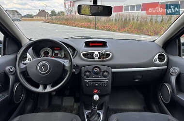 Универсал Renault Clio 2010 в 