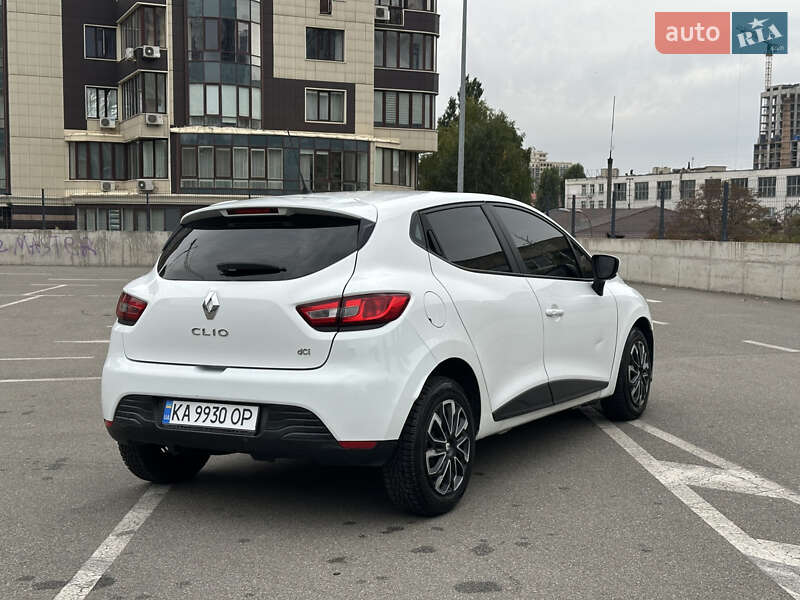 Хэтчбек Renault Clio 2015 в Киеве