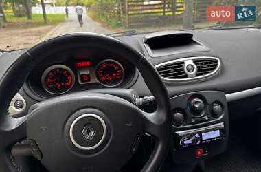 Хэтчбек Renault Clio 2007 в 