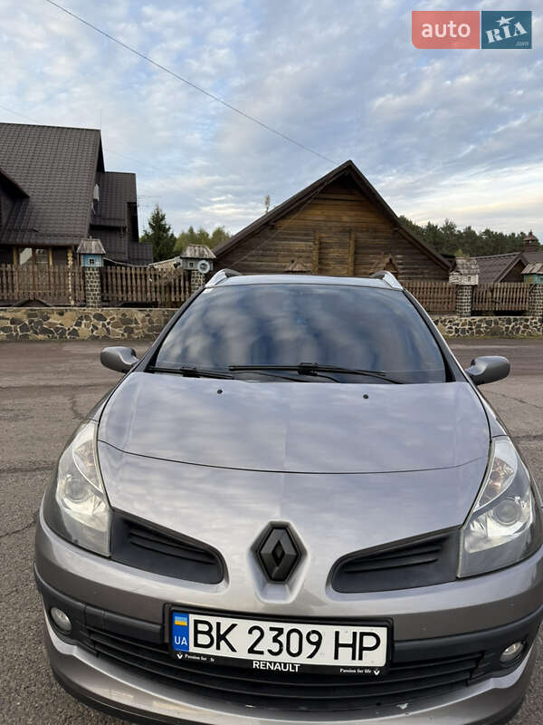 Универсал Renault Clio 2008 в Ровно фото 17 Универсал Renault Clio 2008 в Ровно