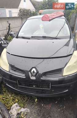 Хэтчбек Renault Clio 2007 в 