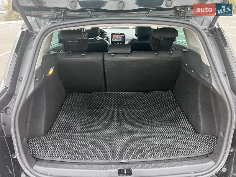 Универсал Renault Clio 2015 в Киеве фото 19 Универсал Renault Clio 2015 в Киеве