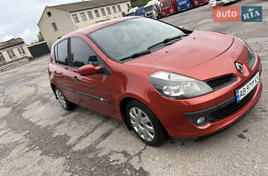 Хэтчбек Renault Clio 2007 в Гайсине