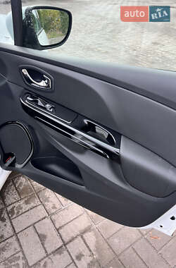 Хэтчбек Renault Clio 2014 в 