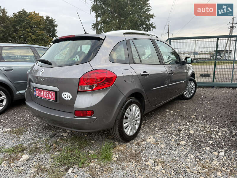 Универсал Renault Clio 2011 в Ровно фото 39 Универсал Renault Clio 2011 в Ровно