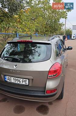 Универсал Renault Clio 2011 в 