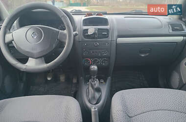 Хэтчбек Renault Clio 2008 в 