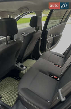 Хэтчбек Renault Clio 2012 в 