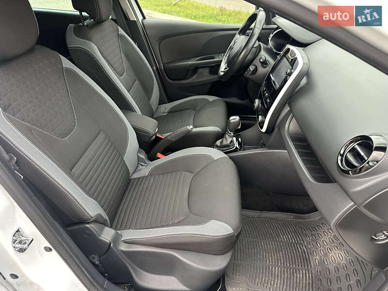 Хэтчбек Renault Clio 2016 в Киеве