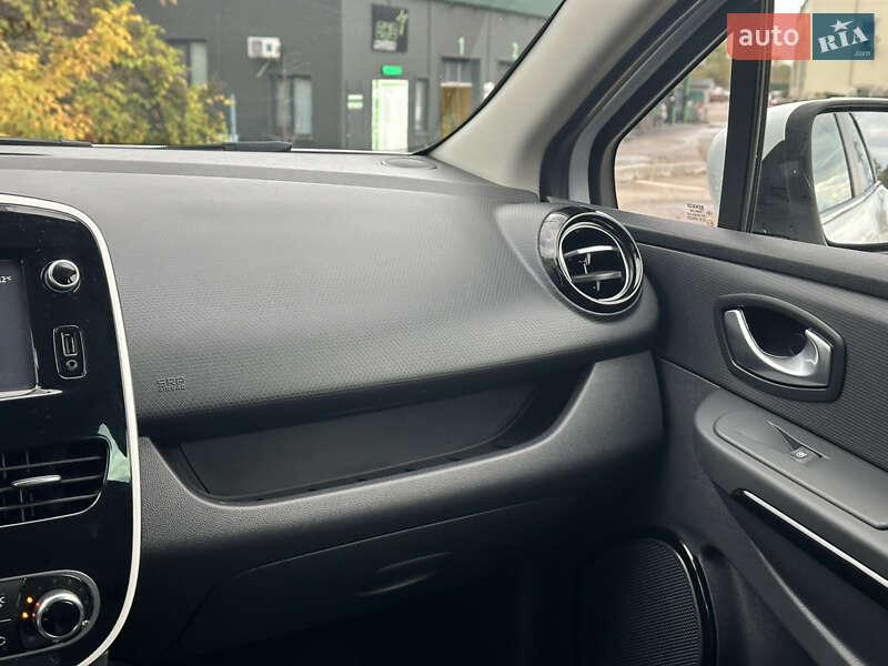 Хэтчбек Renault Clio 2016 в Киеве
