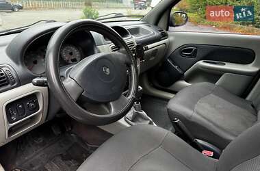 Седан Renault Clio 2006 в 