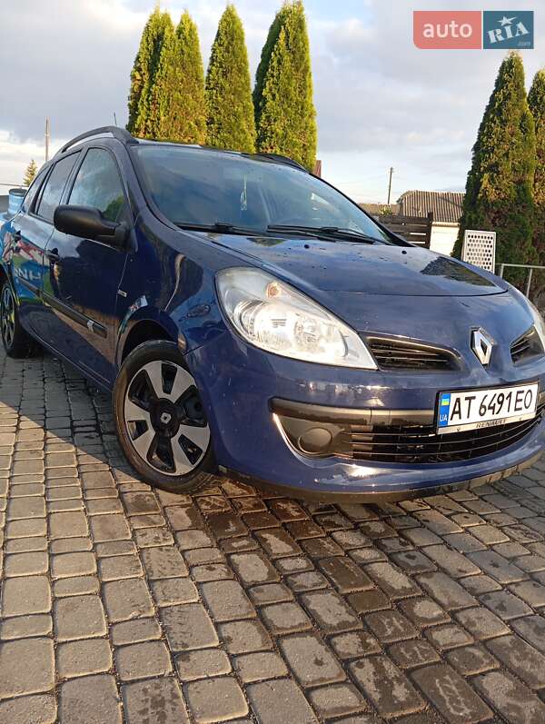 Универсал Renault Clio 2008 в Ивано-Франковске