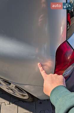 Хэтчбек Renault Clio 2001 в 