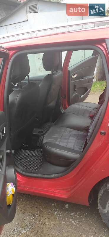 Универсал Renault Clio 2014 в Львове