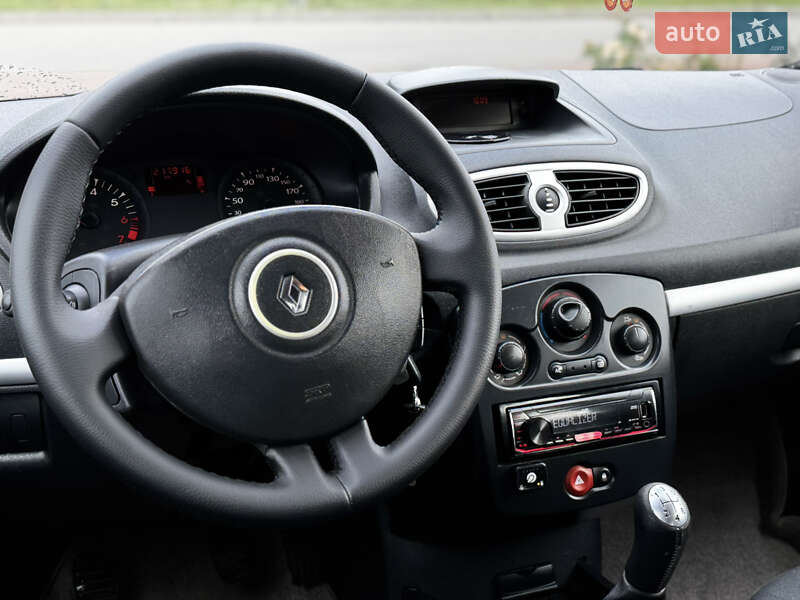 Універсал Renault Clio 2009 в Полтаві