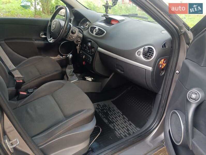 Універсал Renault Clio 2009 в Вінниці фото 2 Універсал Renault Clio 2009 в Вінниці