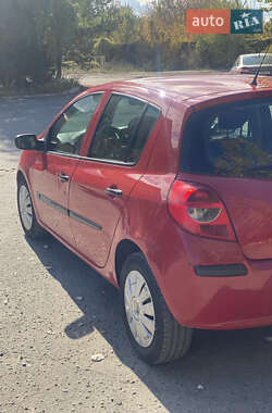 Хэтчбек Renault Clio 2008 в 