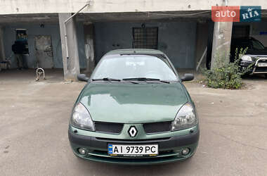 Хетчбек Renault Clio 2006 в 