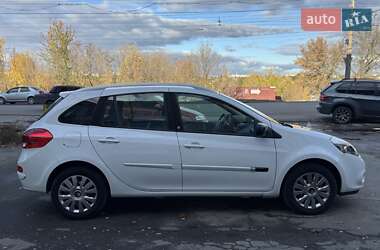 Універсал Renault Clio 2011 в 