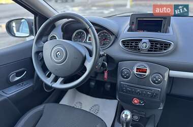 Універсал Renault Clio 2011 в 