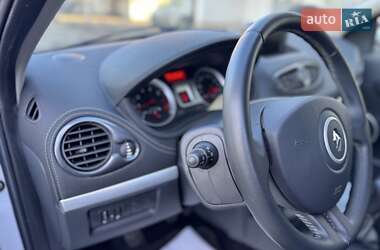 Універсал Renault Clio 2011 в 