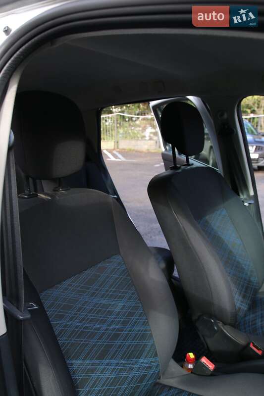 Хетчбек Renault Clio 2009 в Луцьку