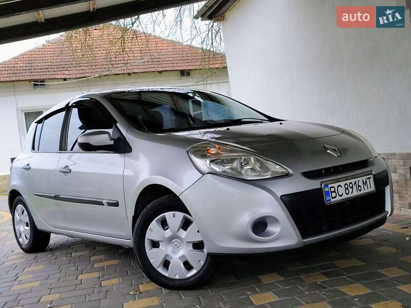 Хэтчбек Renault Clio 2010 в Бориславе