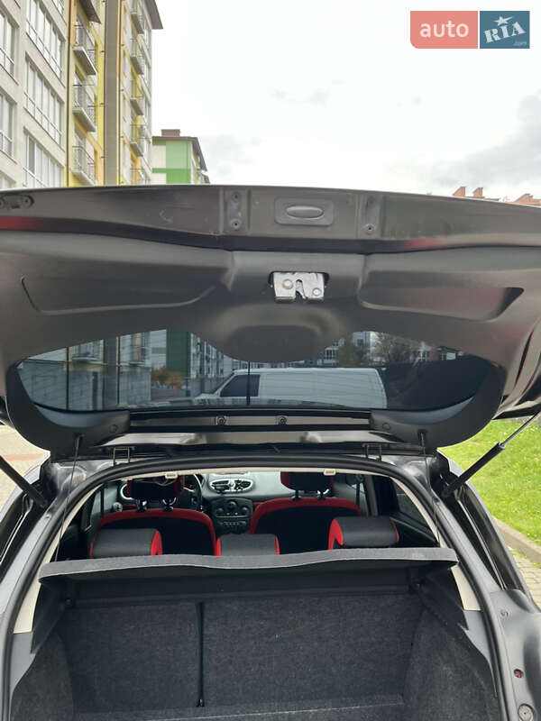 Хэтчбек Renault Clio 2007 в Ивано-Франковске фото 22 Хэтчбек Renault Clio 2007 в Ивано-Франковске