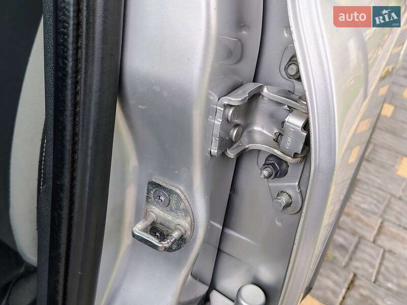 Хэтчбек Renault Clio 2010 в Бориславе