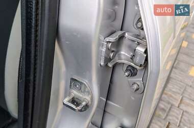 Хетчбек Renault Clio 2010 в 