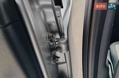 Хетчбек Renault Clio 2010 в 