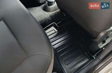 Хетчбек Renault Clio 2010 в 