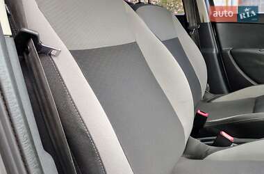 Хетчбек Renault Clio 2010 в 
