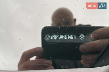 Хетчбек Renault Clio 2007 в 