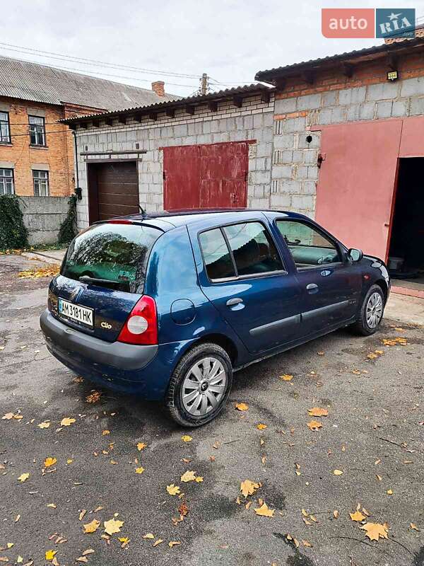 Хетчбек Renault Clio 2002 в Бердичеві фото 5 Хетчбек Renault Clio 2002 в Бердичеві