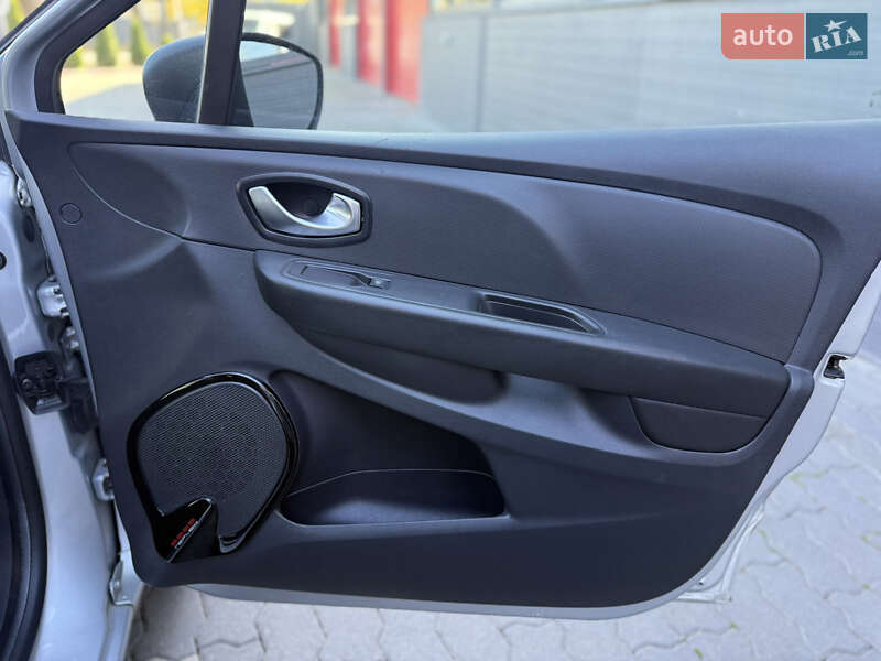 Універсал Renault Clio 2018 в Чернівцях фото 21 Універсал Renault Clio 2018 в Чернівцях