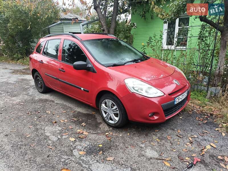 Універсал Renault Clio 2010 в Чернігові