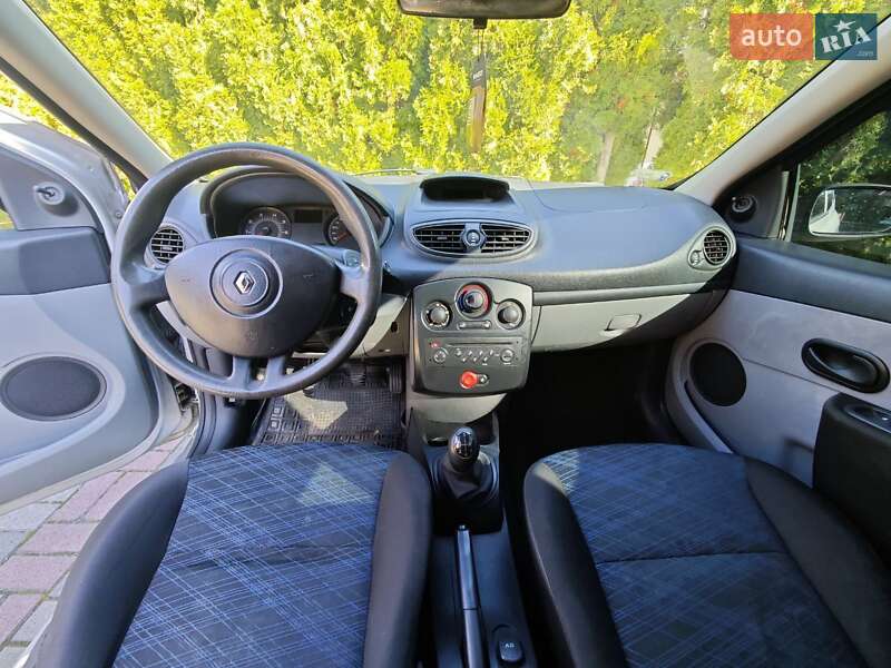 Хетчбек Renault Clio 2007 в Стрию фото 14 Хетчбек Renault Clio 2007 в Стрию
