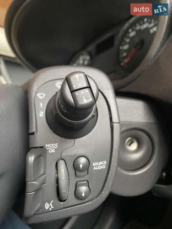 Универсал Renault Clio 2009 в Радивилове фото 23 Универсал Renault Clio 2009 в Радивилове