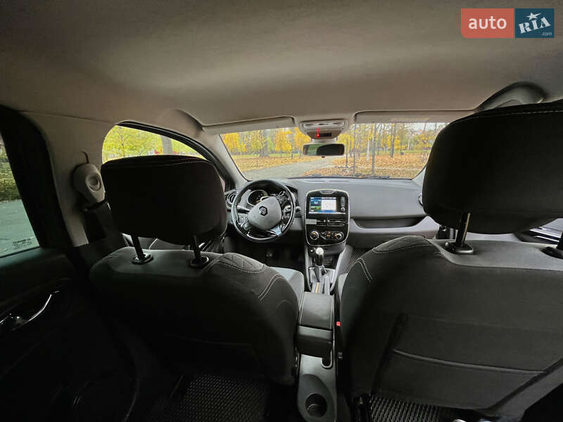 Хэтчбек Renault Clio 2015 в Буче