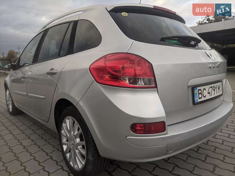 Универсал Renault Clio 2009 в Пустомытах
