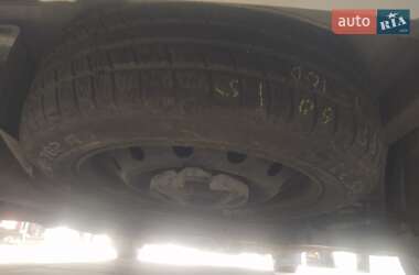 Хэтчбек Renault Clio 2012 в 