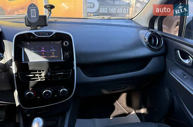 Універсал Renault Clio 2016 в  фото 45 Універсал Renault Clio 2016 в