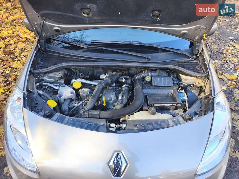 Хетчбек Renault Clio 2010 в Львові фото 13 Хетчбек Renault Clio 2010 в Львові