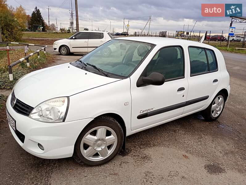 Хетчбек Renault Clio 2011 в Полтаві фото 38 Хетчбек Renault Clio 2011 в Полтаві
