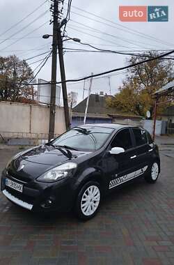 Хэтчбек Renault Clio 2011 в Днепре
