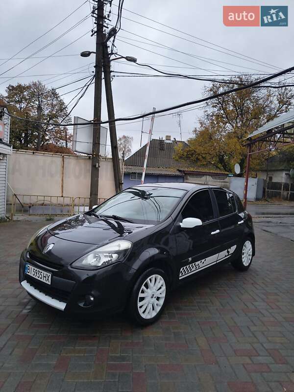Renault Clio 2011 Renault Clio 2011