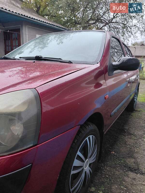 Хетчбек Renault Clio 2002 в Сторожинці