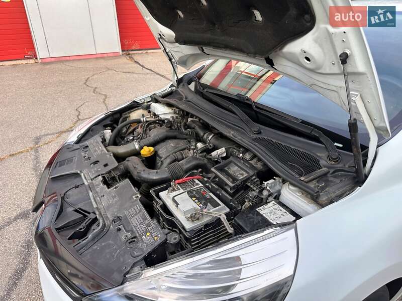 Хетчбек Renault Clio 2013 в Запоріжжі