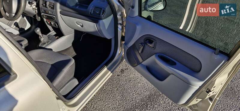 Седан Renault Clio 2007 в Вінниці